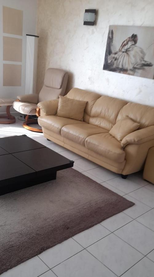 Appartement Apartament Bety Sea Front à Costinesti Extérieur photo