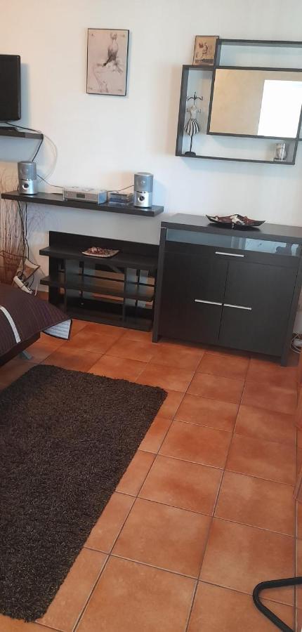 Appartement Apartament Bety Sea Front à Costinesti Extérieur photo