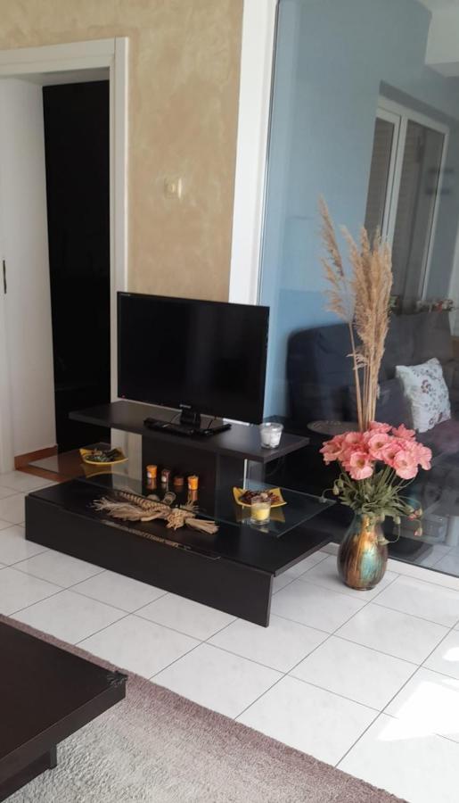 Appartement Apartament Bety Sea Front à Costinesti Extérieur photo